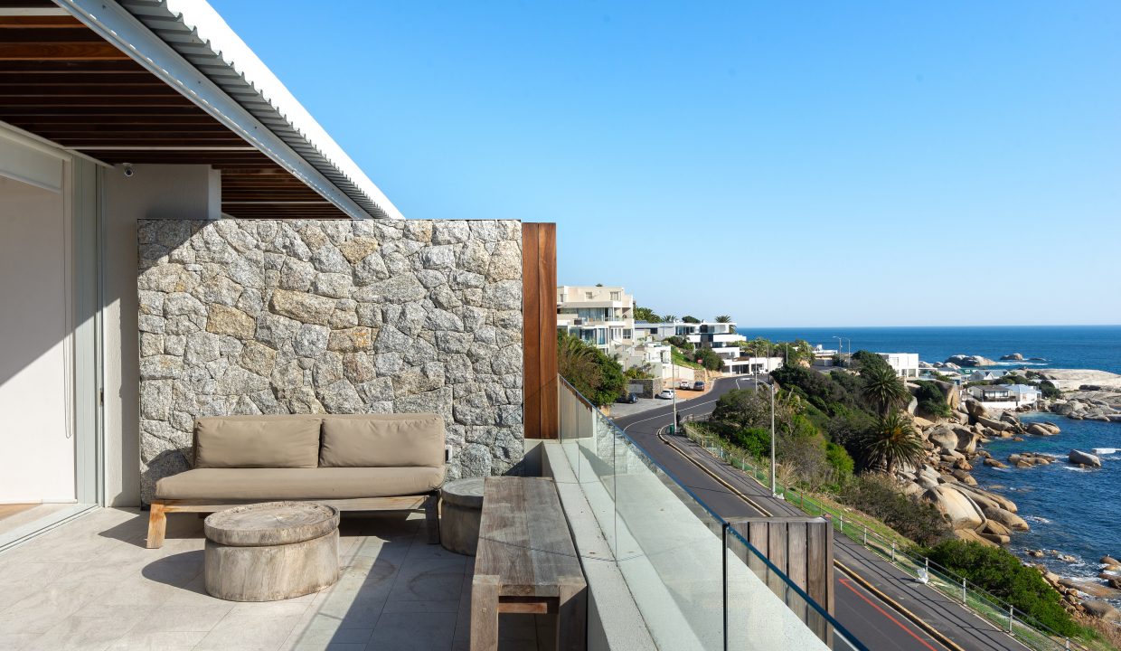 Camps Bay Apartment For Rent - 201 Rock