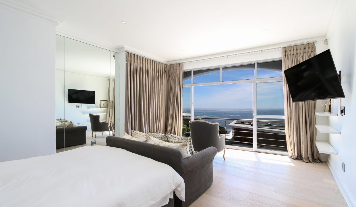 25 Arcadia Road, Fresnaye 1MB-3