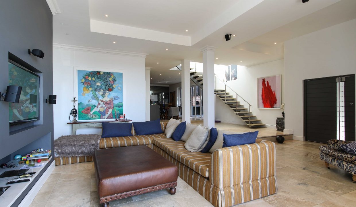 25 Arcadia Road, Fresnaye 1MB-35