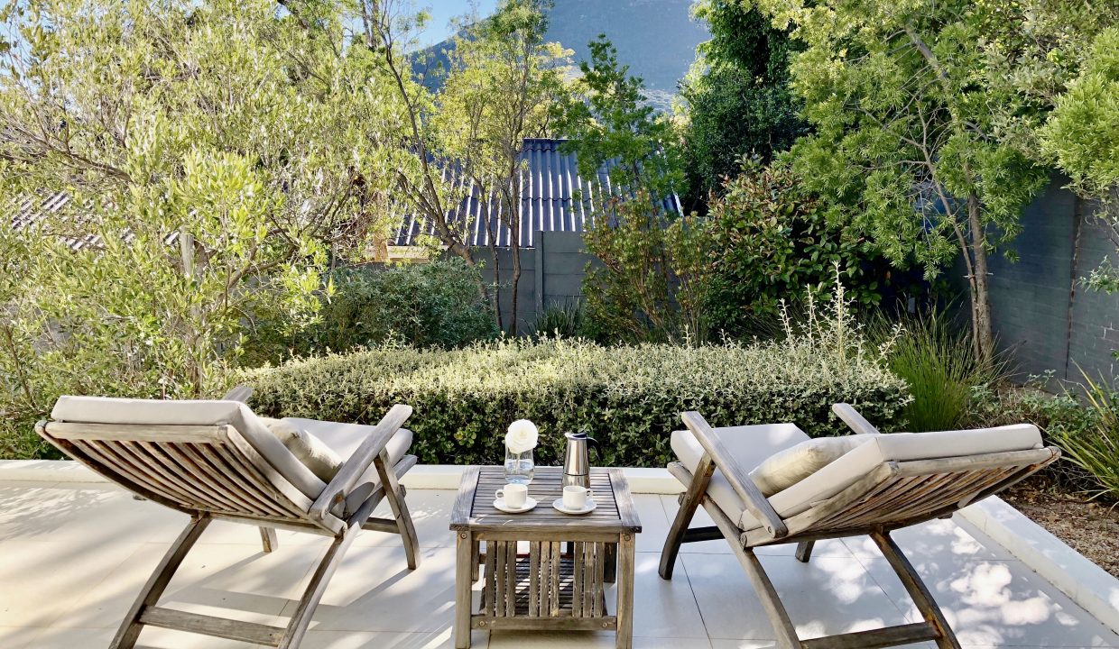 Penthouse Garden Room Patio