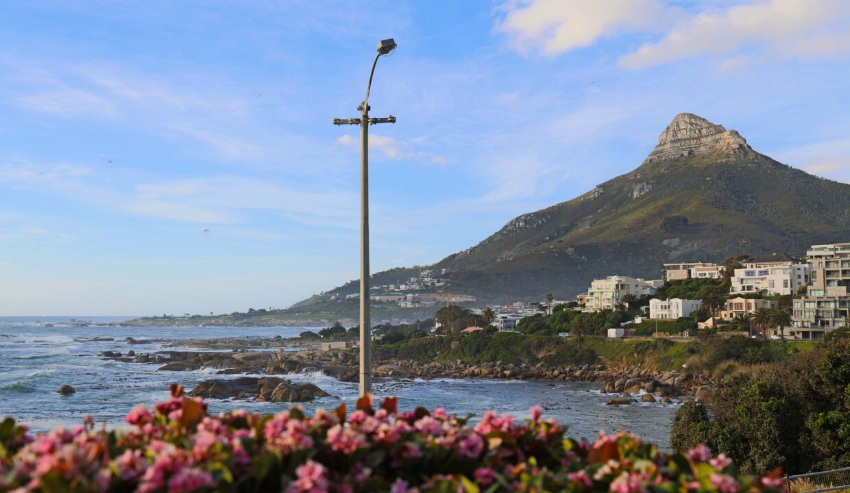 Ebb Tide luxury apartment to rent in Camps Bay with a view of Lion's Head and the ocean